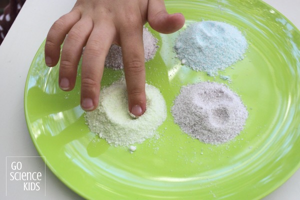 Make fizzy sherbet at home for an edible chemistry lesson for kids