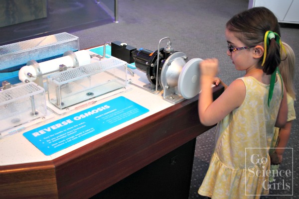 Filtering water (reverse osmosis) at Questacon