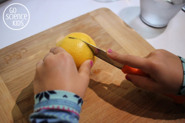 Cutting a lemon